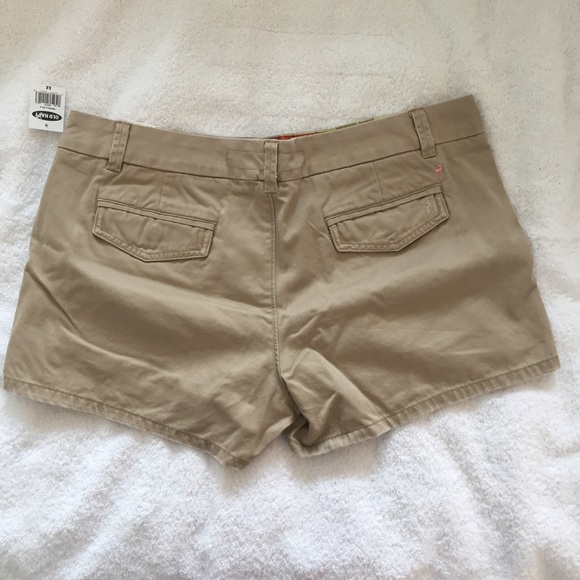 NWT Old Navy Khaki Shorts - Picture 3 of 4
